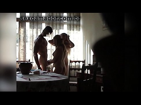 ❤️ Des amis sexuels invitent un homme géant et font un plan à trois avec lui ❤ Porno fb at fr.sayhentai.ru